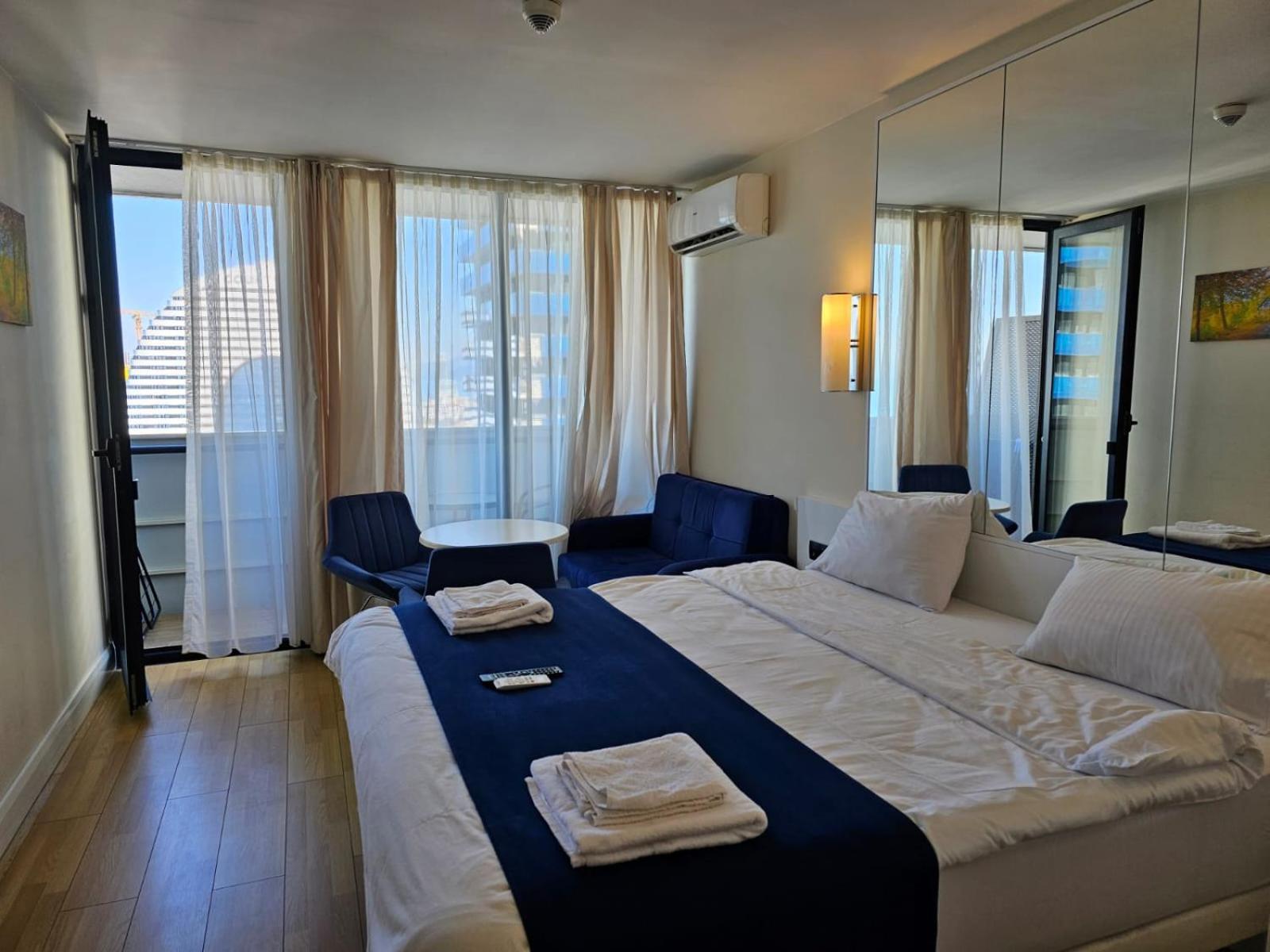 Orbi City Best Apartments Батуми Экстерьер фото