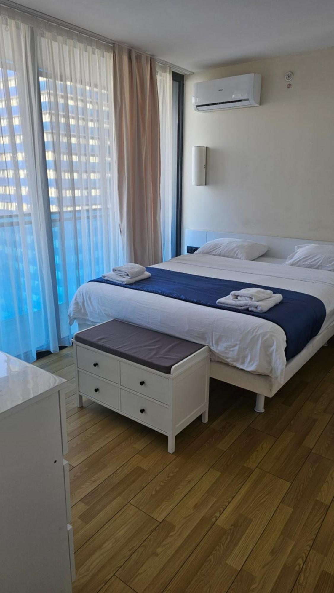 Orbi City Best Apartments Батуми Экстерьер фото